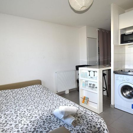 Studio Gare St Roch 1Er Etage - Air Rental Montpellier Exterior photo